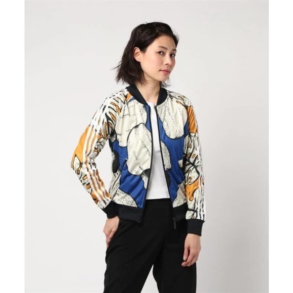 Adidas Originals X Farm Superstar Track jacket‎ and Shorts Set - Picture 2 of 13